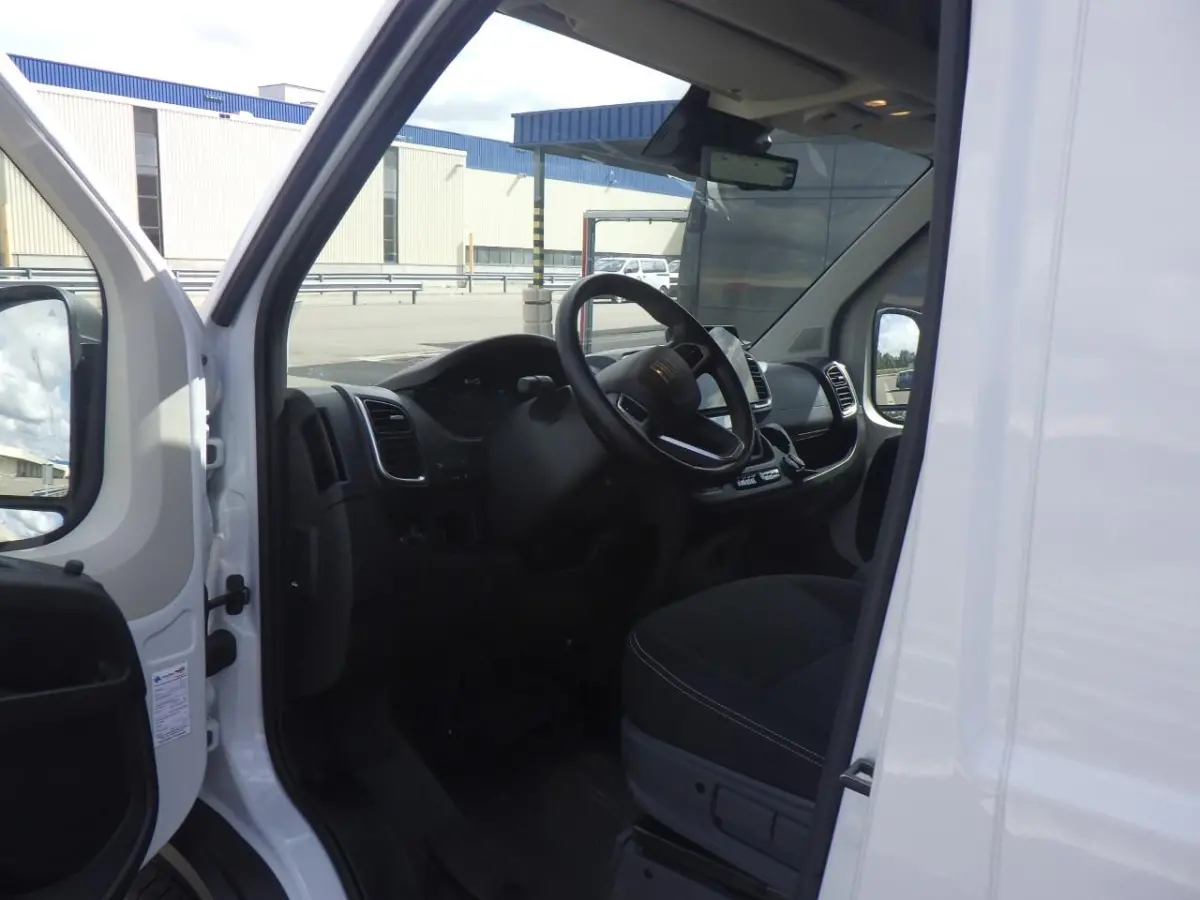 E-Ducato L3H2 3,5T 110 kWh | 8 JAAR GARANTIE | CAMERA | NAVI | ALL SEASON BANDEN | DIGITALE BINNENSPIEGEL | DRAADLOOS CARPLAY