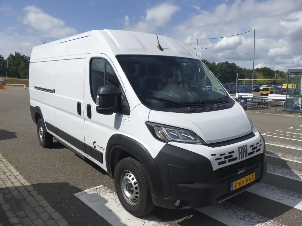 E-Ducato L3H2 3,5T 110 kWh | 8 JAAR GARANTIE | CAMERA | NAVI | ALL SEASON BANDEN | DIGITALE BINNENSPIEGEL | DRAADLOOS CARPLAY