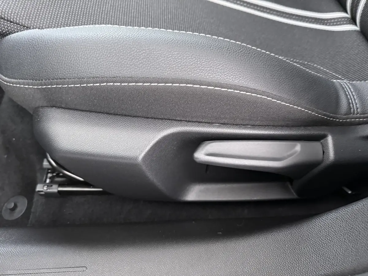 1.2 Turbo Hybrid GS | Achteruitrijcamera | Apple Carplay/Android Auto|telefoonintegratie premium | Cruise control