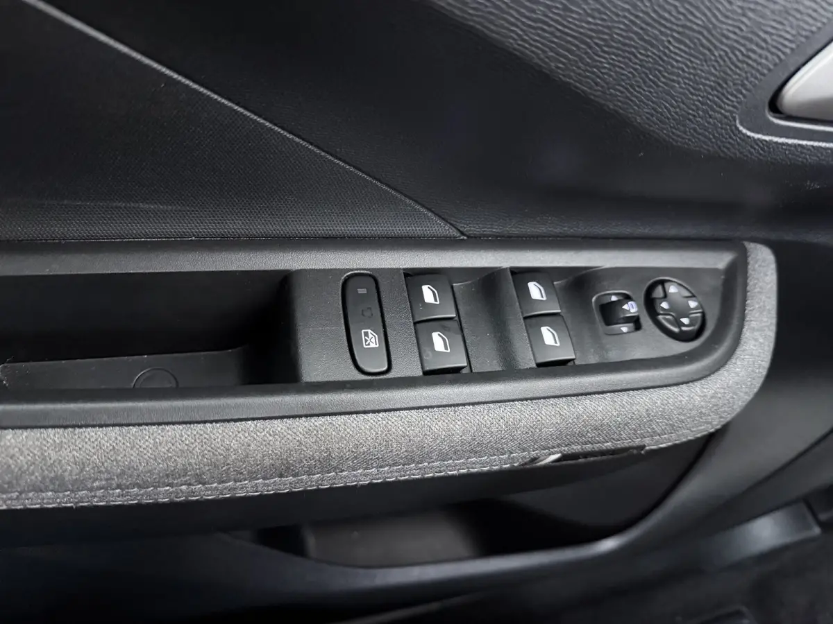 1.2 Turbo Hybrid GS | Achteruitrijcamera | Cruise control | Dodehoek detectie