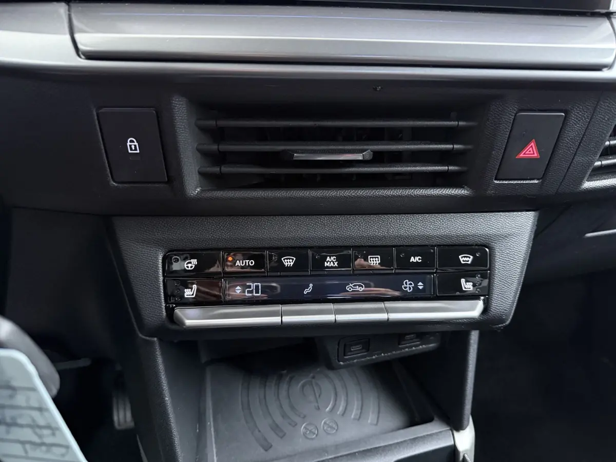 1.2 Turbo Hybrid GS | Achteruitrijcamera | Cruise control | Dodehoek detectie