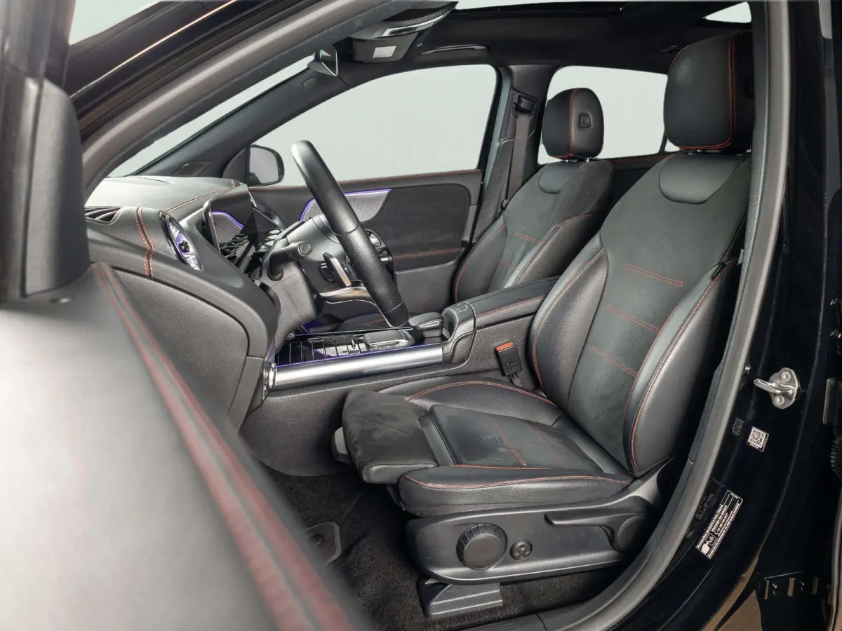 250 Business Solution AMG 67 kWh | Panorama dak