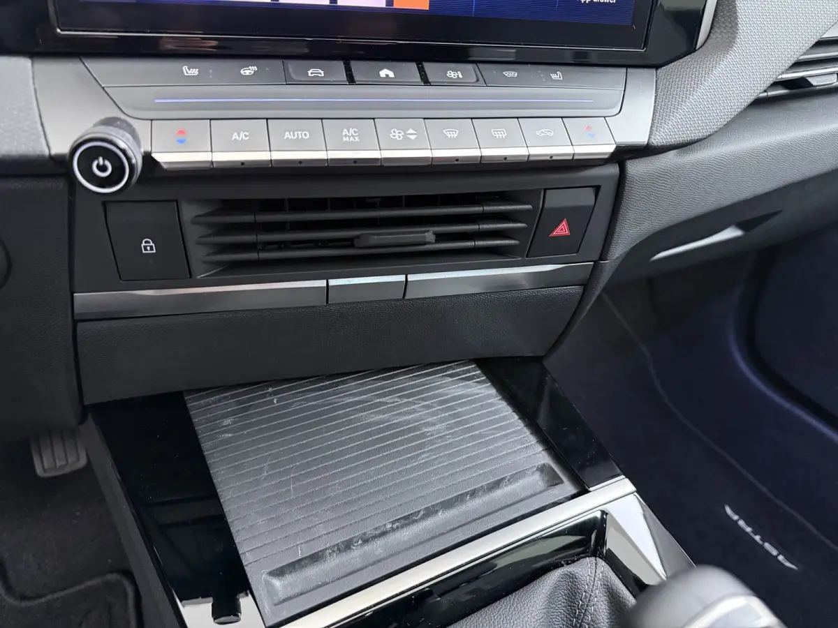 1.2 Elegance | Achteruitrijcamera | Airco (automatisch) | Apple Carplay/Android Auto|telefoonintegratie premium
