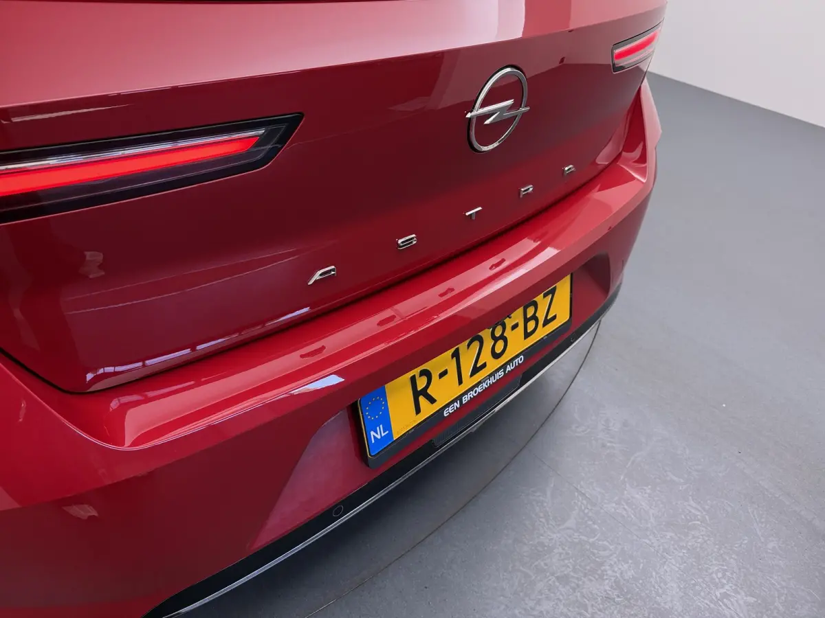 1.2 Elegance | Achteruitrijcamera | Airco (automatisch) | Apple Carplay/Android Auto|telefoonintegratie premium