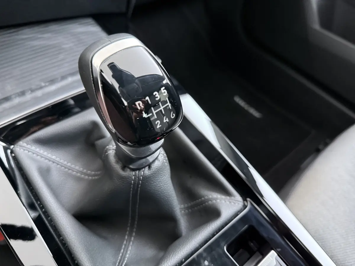 1.2 Elegance | Achteruitrijcamera | Airco (automatisch) | Apple Carplay/Android Auto|telefoonintegratie premium