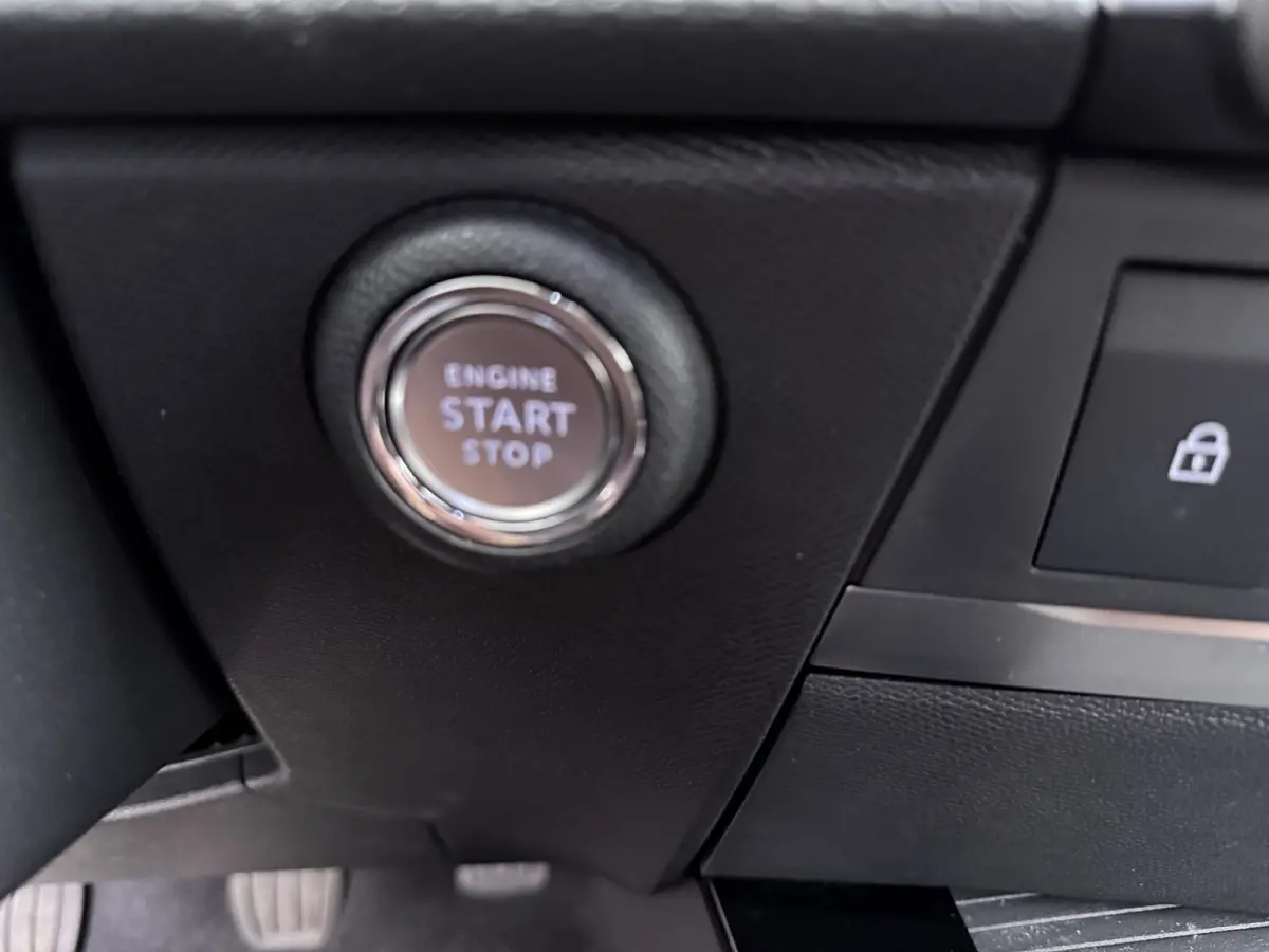 1.2 Elegance | Achteruitrijcamera | Airco (automatisch) | Apple Carplay/Android Auto|telefoonintegratie premium