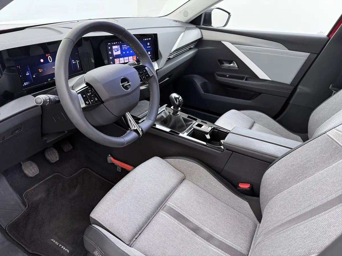 1.2 Elegance | Achteruitrijcamera | Airco (automatisch) | Apple Carplay/Android Auto|telefoonintegratie premium