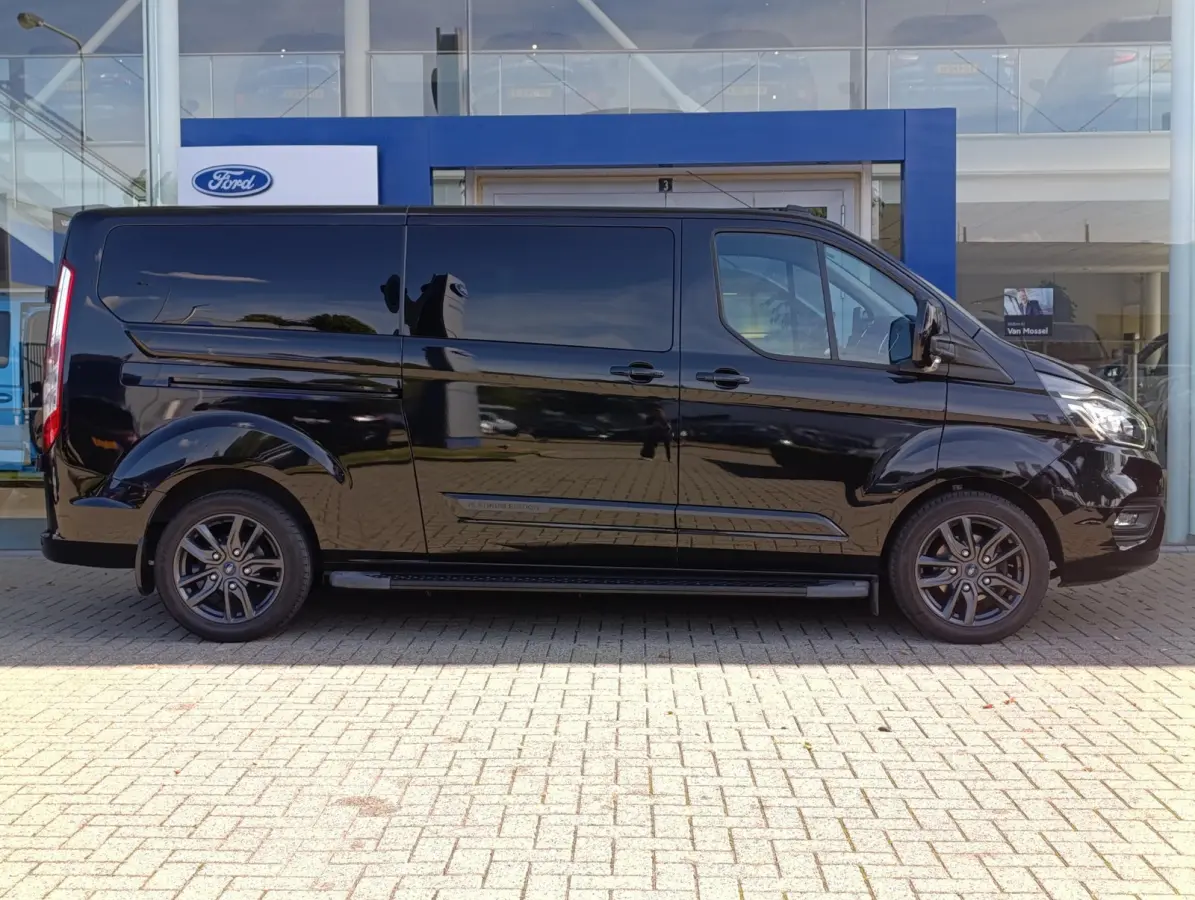320 2.0 TDCI L2H1 Platinum Edition | Dubbele Cabine | Stoel/voorruitverwarming | Camera | Dodehoekdetectie | Trekhaak | PDC V+A | Dealeronderhouden