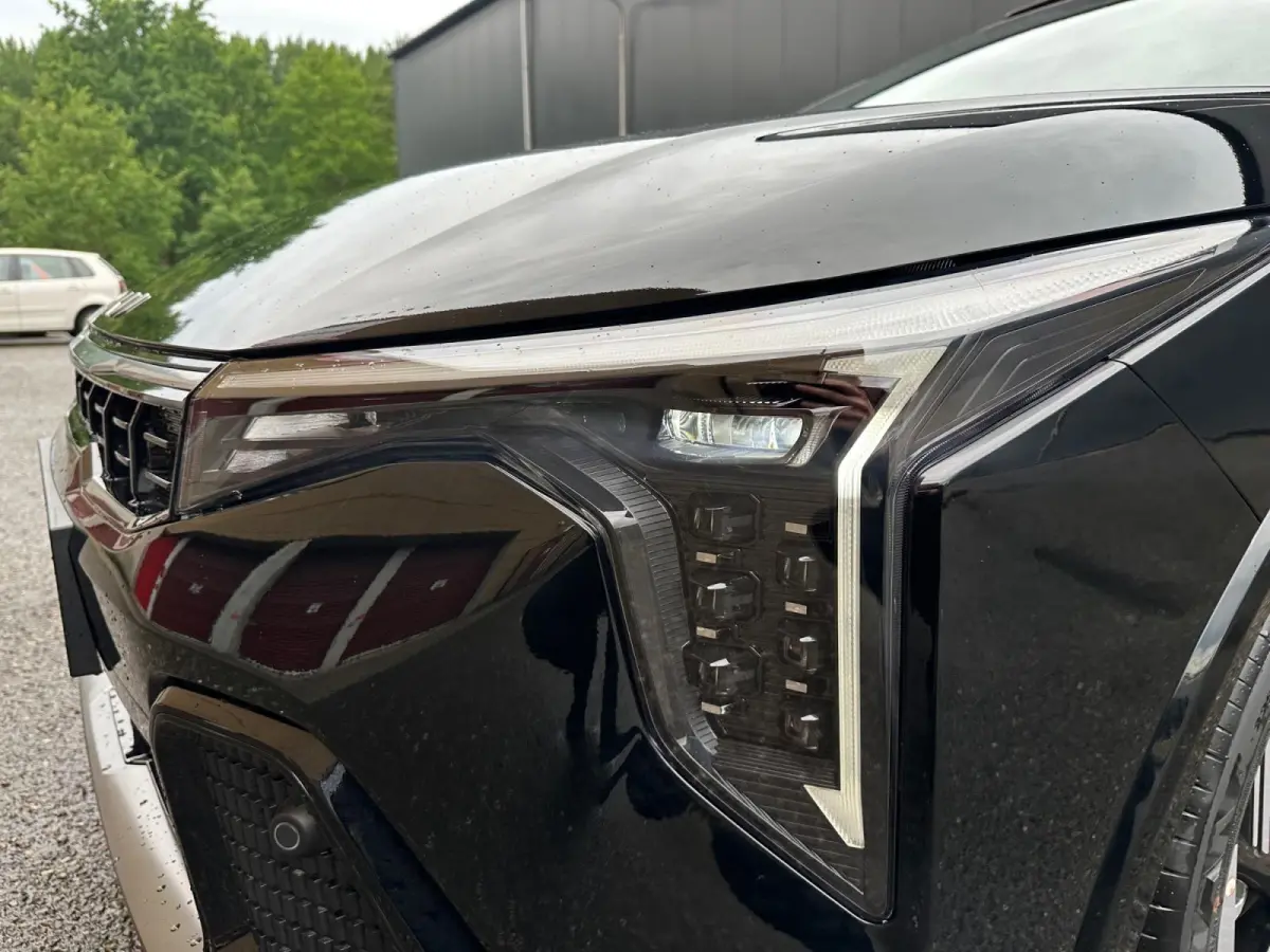1.0 T-GDi MHEV GT-Line Launch Edition (pano) | Stoel & stuurverwarming | Wireless carplay/android auto | Fabrieksgarantie t/m 6-2036 +3x 1 jaar* | metallic lak | NAP