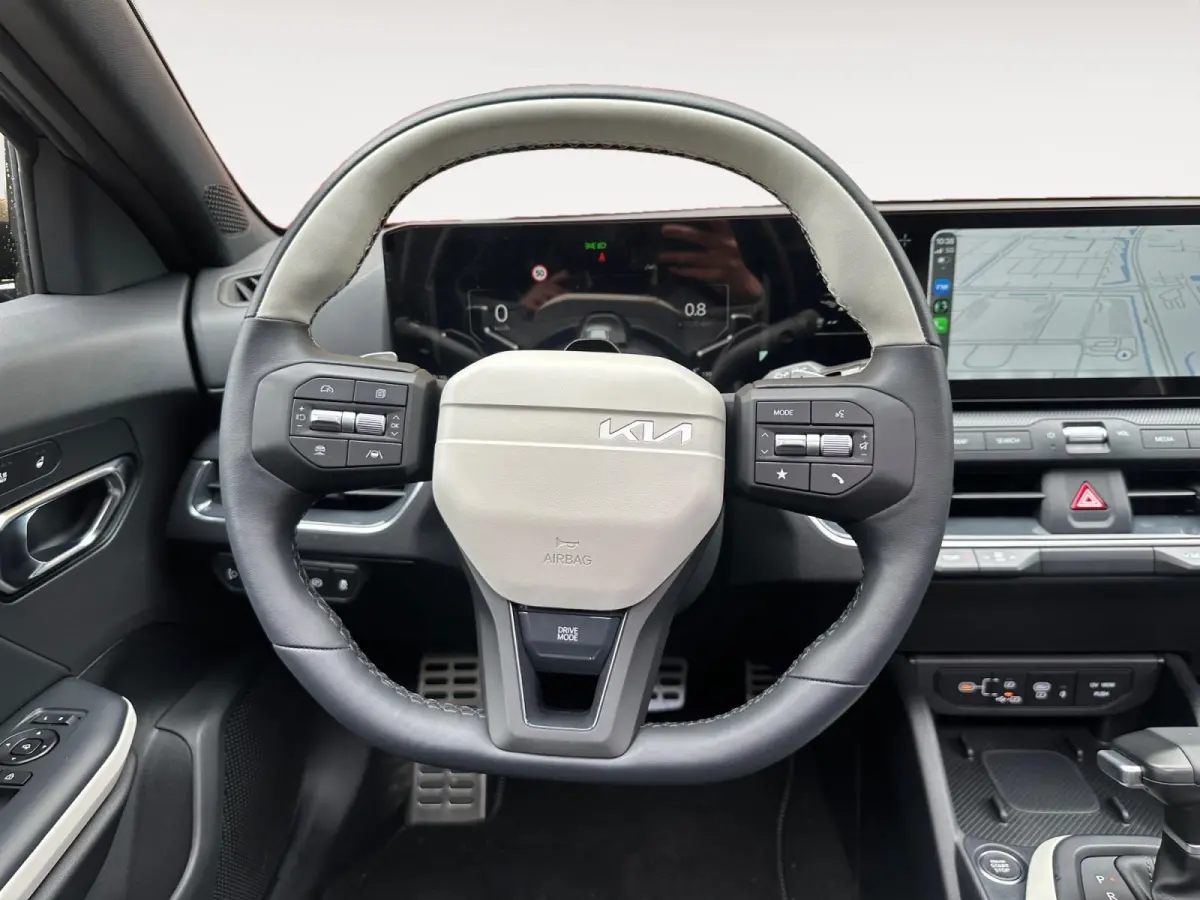 1.0 T-GDi MHEV GT-Line Launch Edition (pano) | Stoel/stuurverwarming | wireless carplay & Android Auto | Fabrieksgarantie t/m 6-2036 + 3x 1 jaar* | Metallic lak |