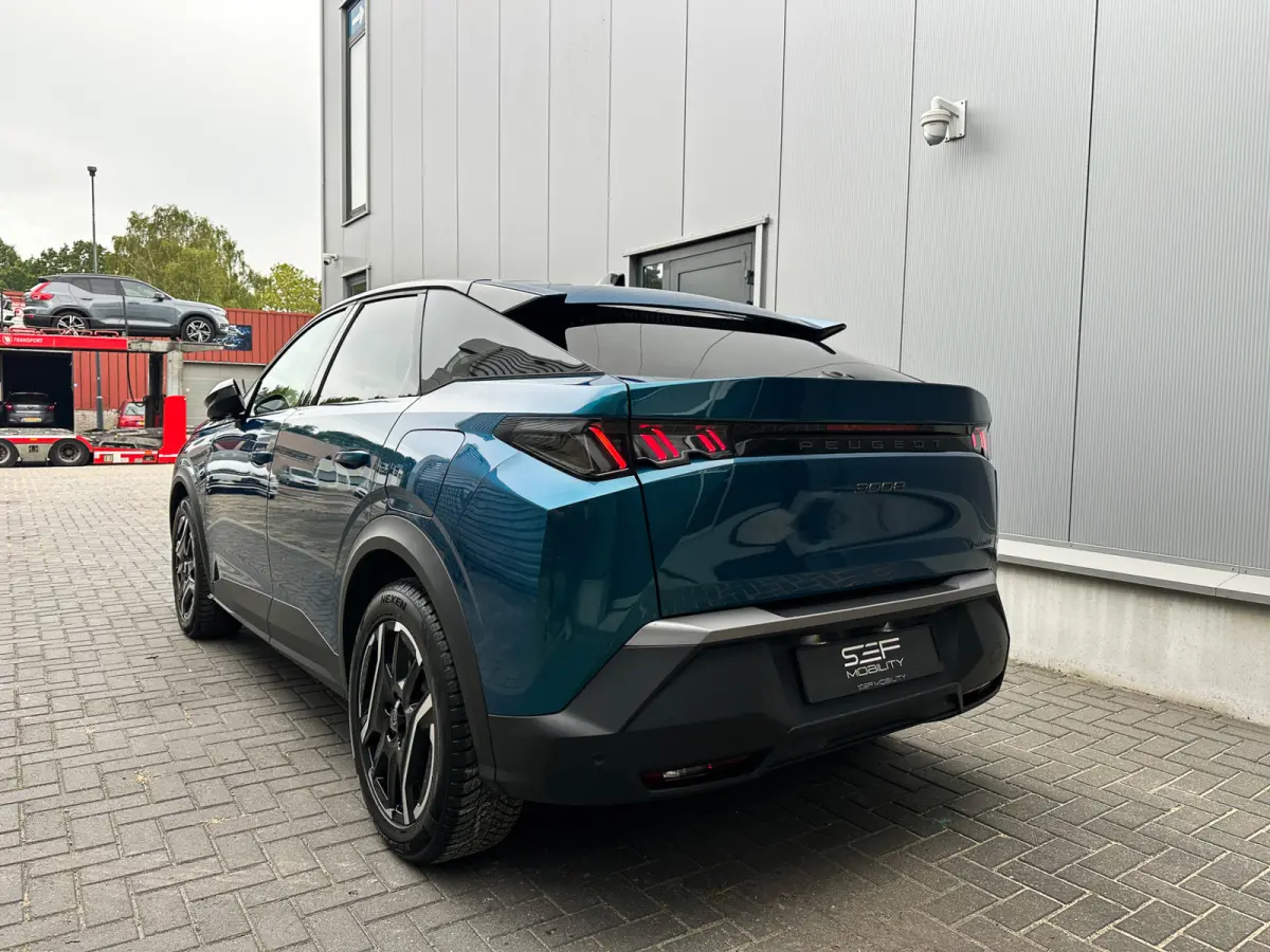 1.6 plug-in Hybrid 195 Allure 195PK | Trekhaak | 360 | ACC | Keyless | LED | Ingaro Blue | 11/25