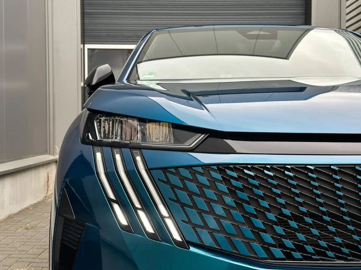1.6 plug-in Hybrid 195 Allure 195PK | Trekhaak | 360 | ACC | Keyless | LED | Ingaro Blue | 11/25