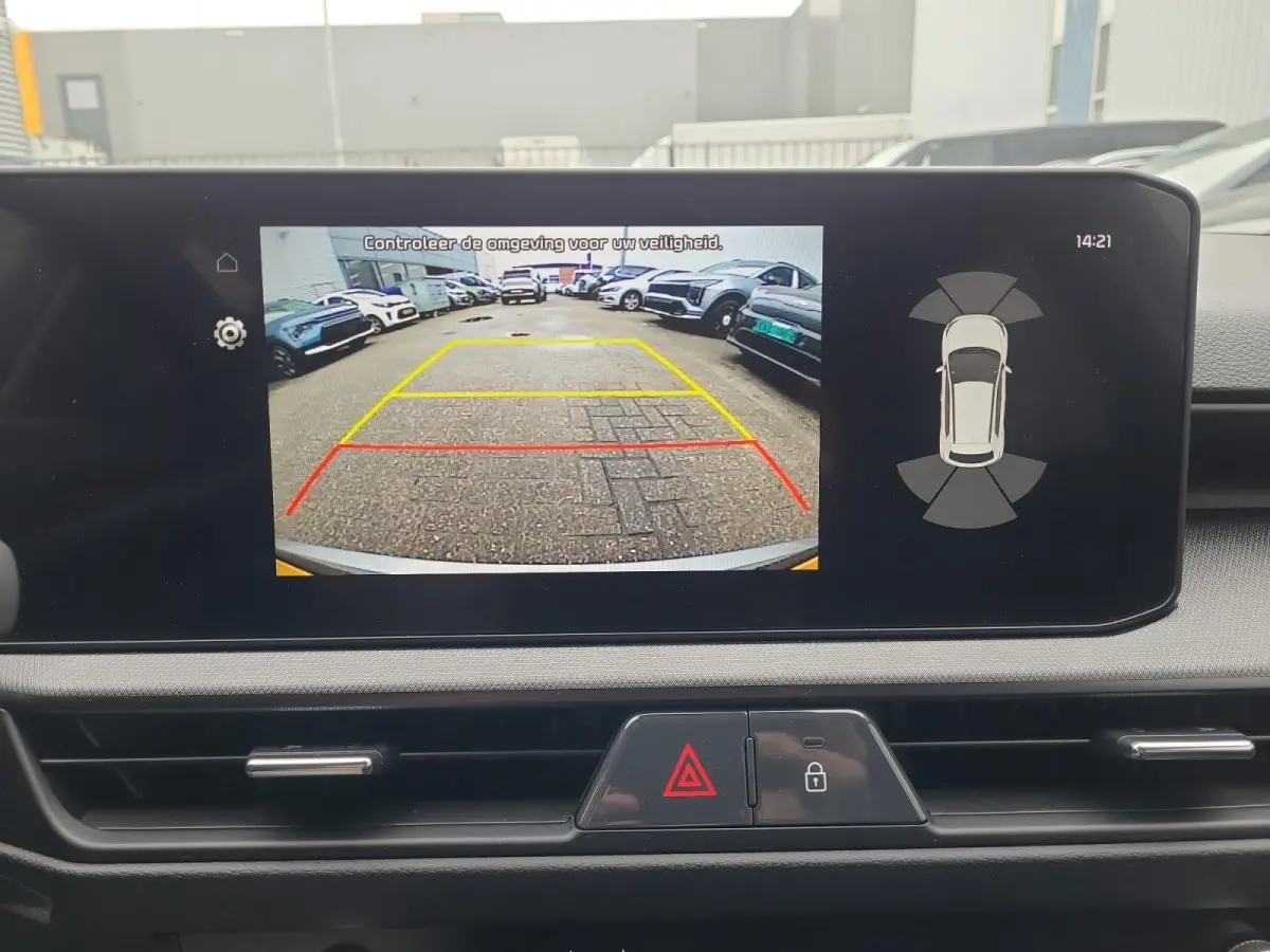 1.0 T-GDi MHEV DynamicPlusLine Nieuw model | Fabrieksgarantie t/m 20-1-2033 + 3x 1 jaar*| NAP