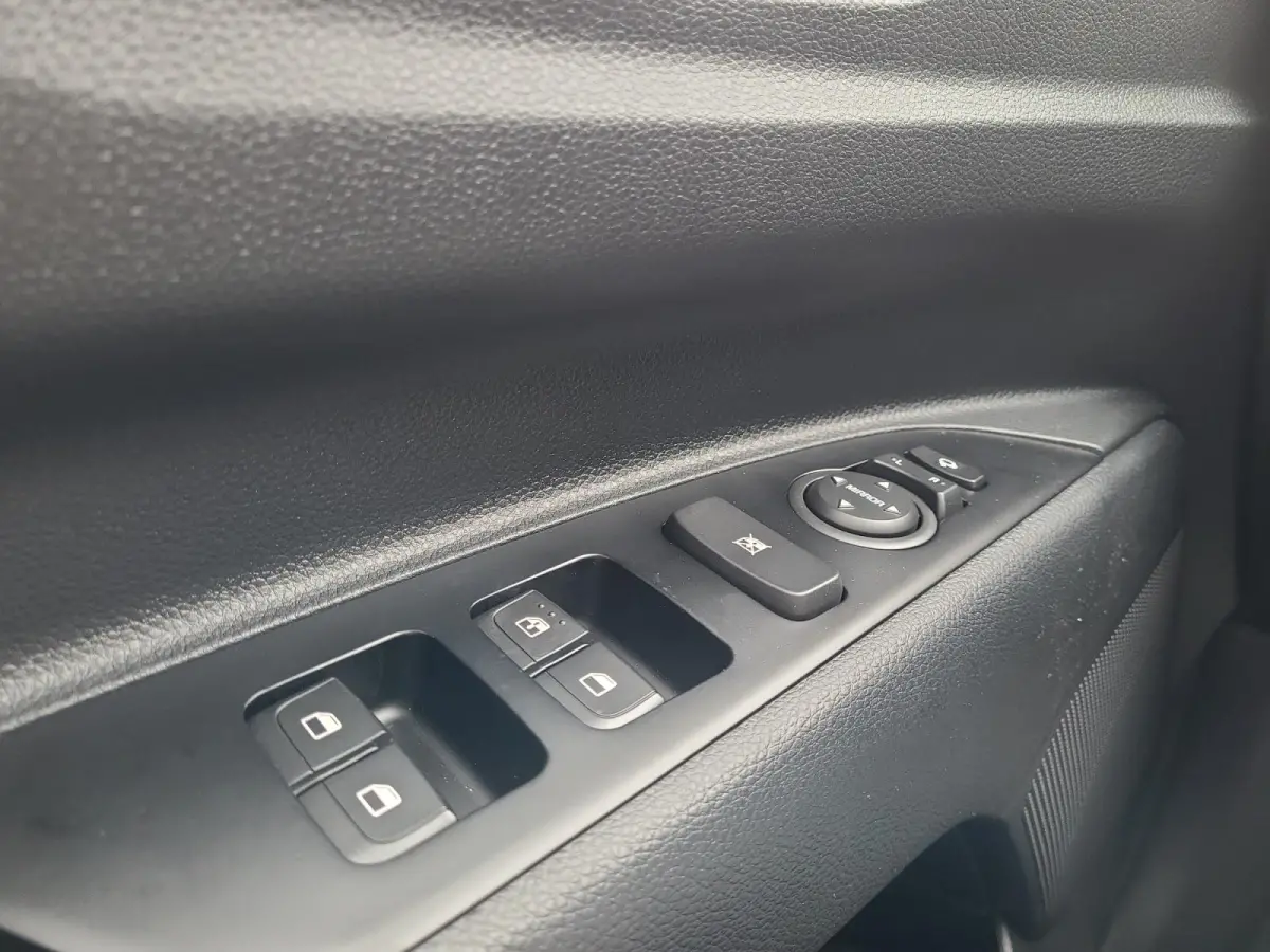 1.0 T-GDi MHEV DynamicPlusLine Nieuw model | Fabrieksgarantie t/m 20-1-2033 + 3x 1 jaar*| NAP