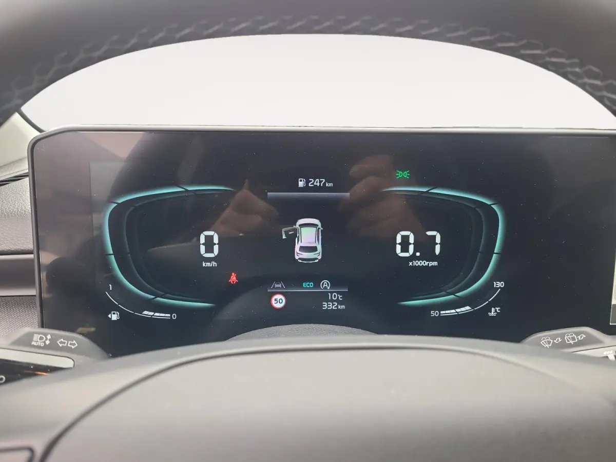 1.0 T-GDi MHEV DynamicPlusLine Nieuw model | Fabrieksgarantie t/m 20-1-2033 + 3x 1 jaar*| NAP