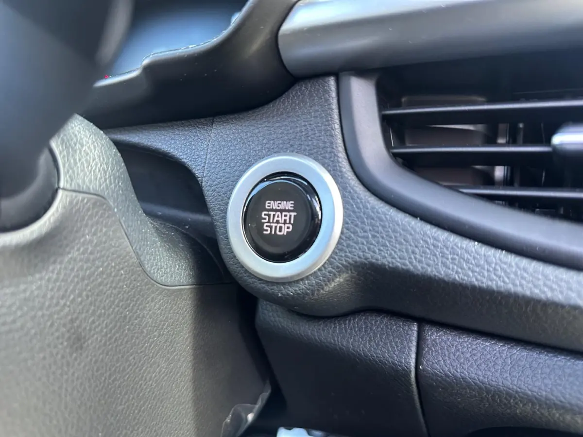 1.0 GDi GT-Line Automaat | Schuif/kanteldak | Stoel/stuur verwarming | Keyless entry | Fabrieksgarantie 20-1-2033 + 3x 1 jaar* | NAP