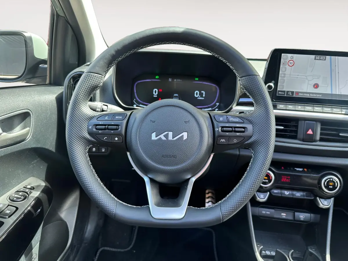 1.0 GDi GT-Line Automaat | Schuif/kanteldak | Stoel/stuur verwarming | Keyless entry | Fabrieksgarantie 20-1-2033 + 3x 1 jaar* | NAP