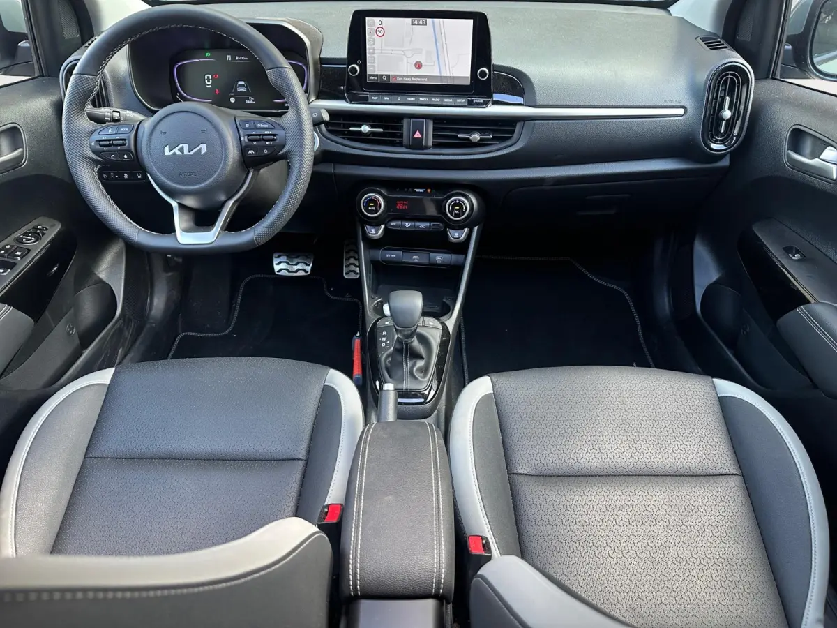 1.0 GDi GT-Line Automaat | Schuif/kanteldak | Stoel/stuur verwarming | Keyless entry | Fabrieksgarantie 20-1-2033 + 3x 1 jaar* | NAP