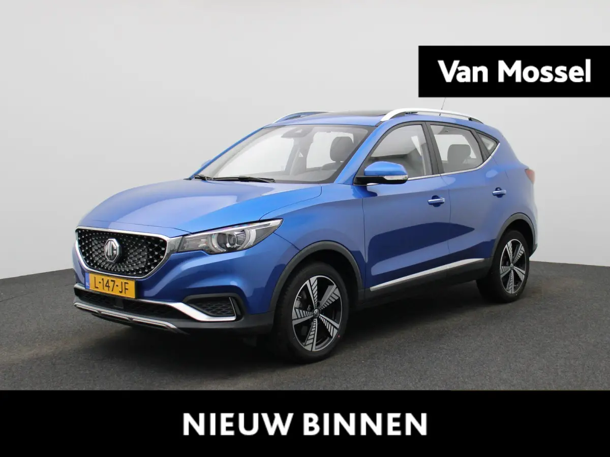 MG Luxury 45 kWh | Automaat | Panoramadak | Leder | Navigatie | Airco | Achteruitrijcamera | Apple Carplay / Android Auto | Stoelverwarming | Lichtmetalen Velgen |
