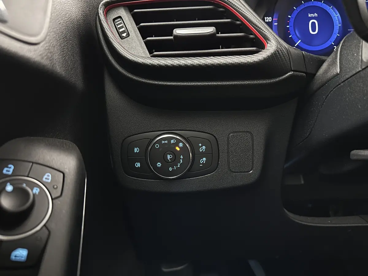 1.0 EcoBoost ST-Line X MHEV (INCL-BTW) *LEATHER-FABRIC | ADAPTIVE-CRUISE | FULL-LED | BANG&OLUFSEN |  BLIND-SPOT | CAMERA | HEATED-SPORTSEATS | DIGI-COCKPIT | NAVI-FULLMAP | PRIVACY-GLASS | 