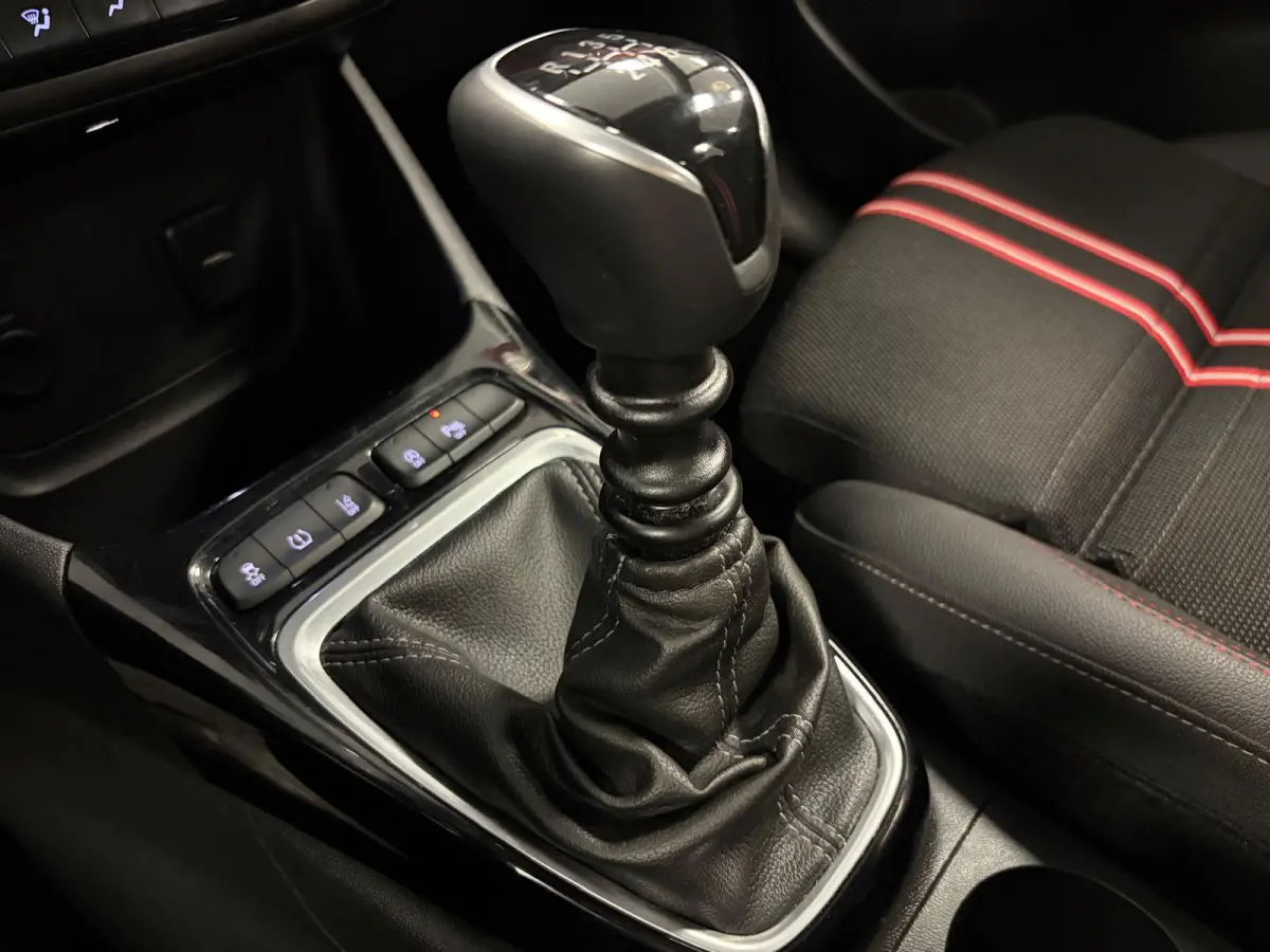 1.2 Turbo GS Line*Cruise-Control*LED*Apple/ Android*PDC*Airco*2-Tone*