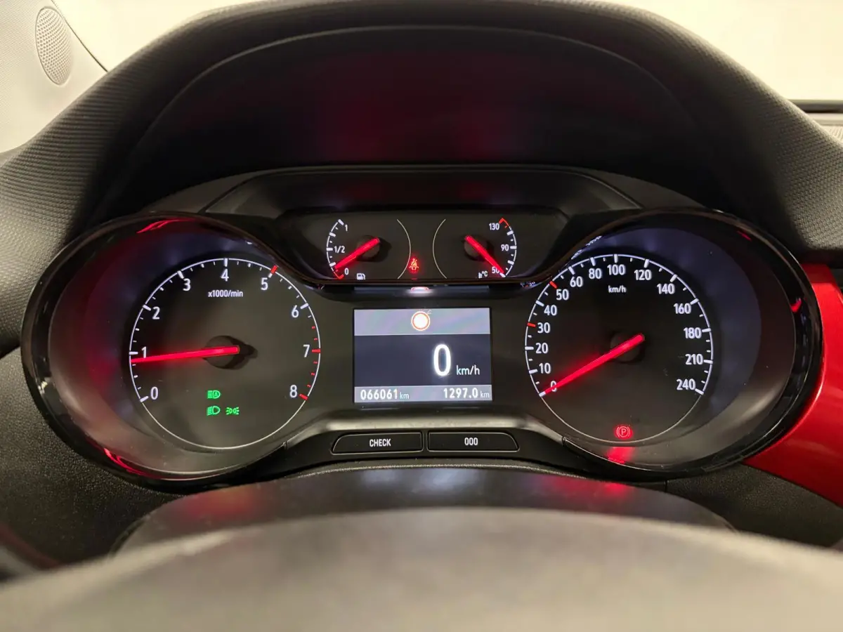 1.2 Turbo GS Line*Cruise-Control*LED*Apple/ Android*PDC*Airco*2-Tone*