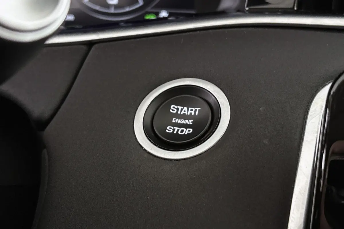 1.5 P300e AWD SE Leder Memory Stuur-Stoelverwarming Camera