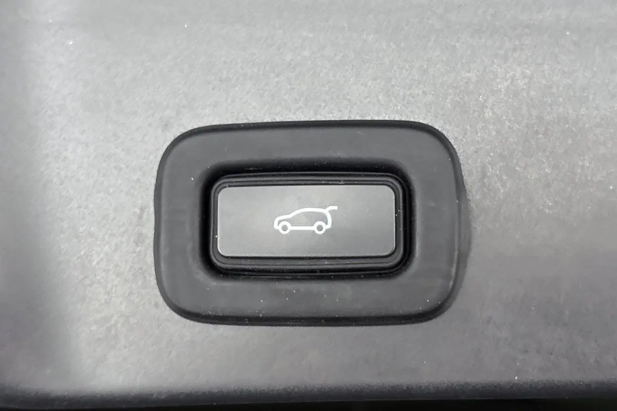 1.5 P300e AWD SE Leder Memory Stuur-Stoelverwarming Camera