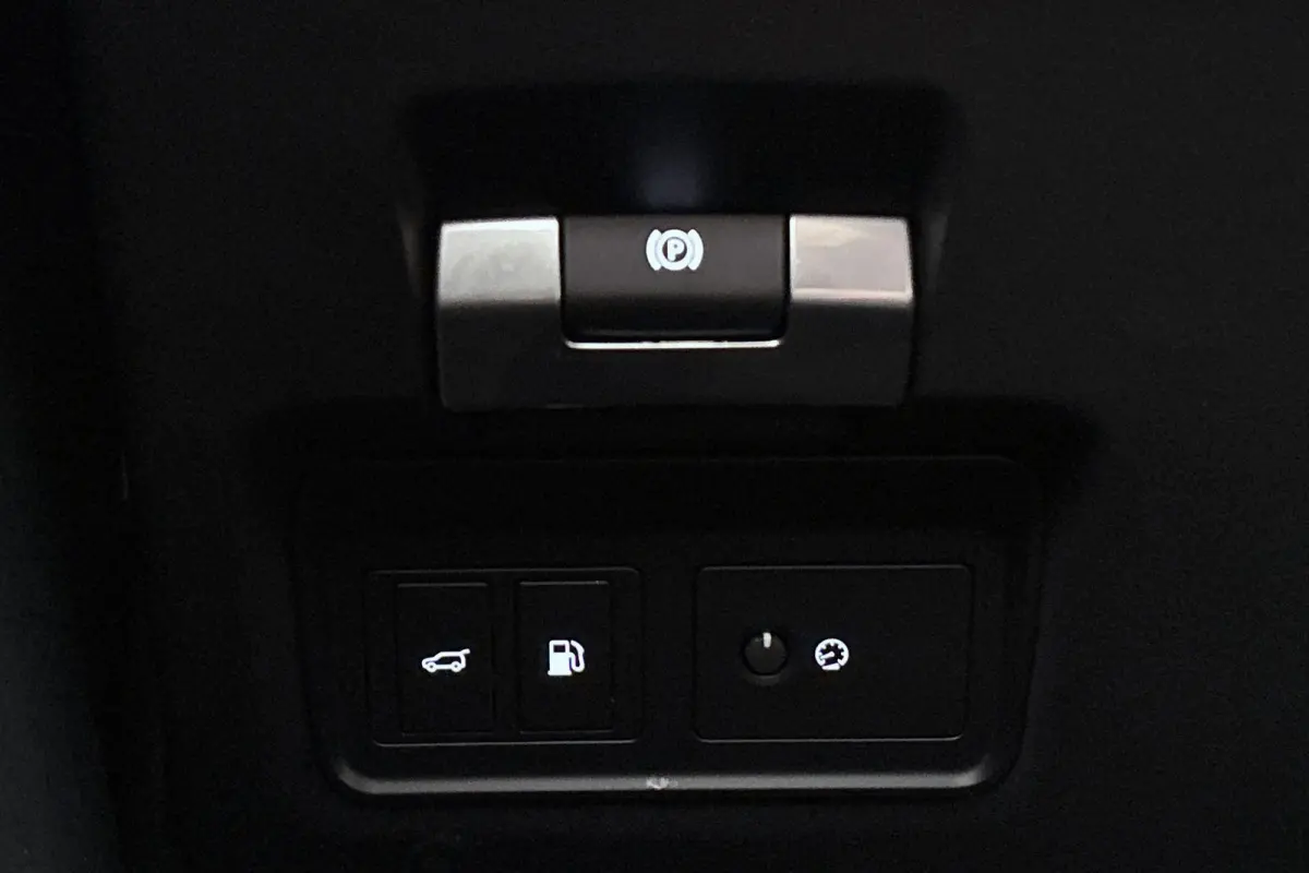 1.5 P300e AWD SE Leder Memory Stuur-Stoelverwarming Camera