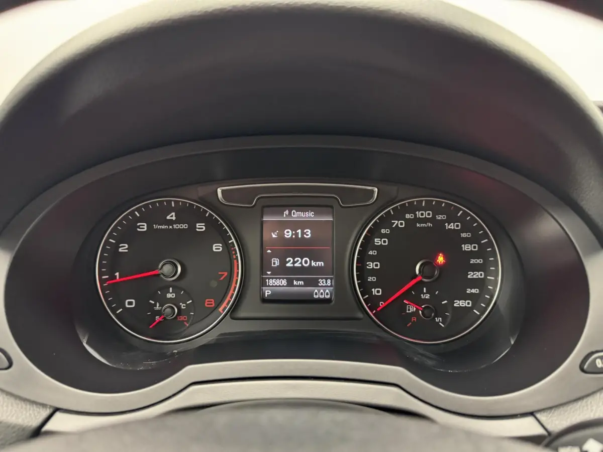 1.4 TFSI CoD S-Line Automaat-Leder-Navigatie-Cr.contr-Clima-Stoelverwarming-Parkeersensoren-Elek.Achterklep-Lm18''velgen