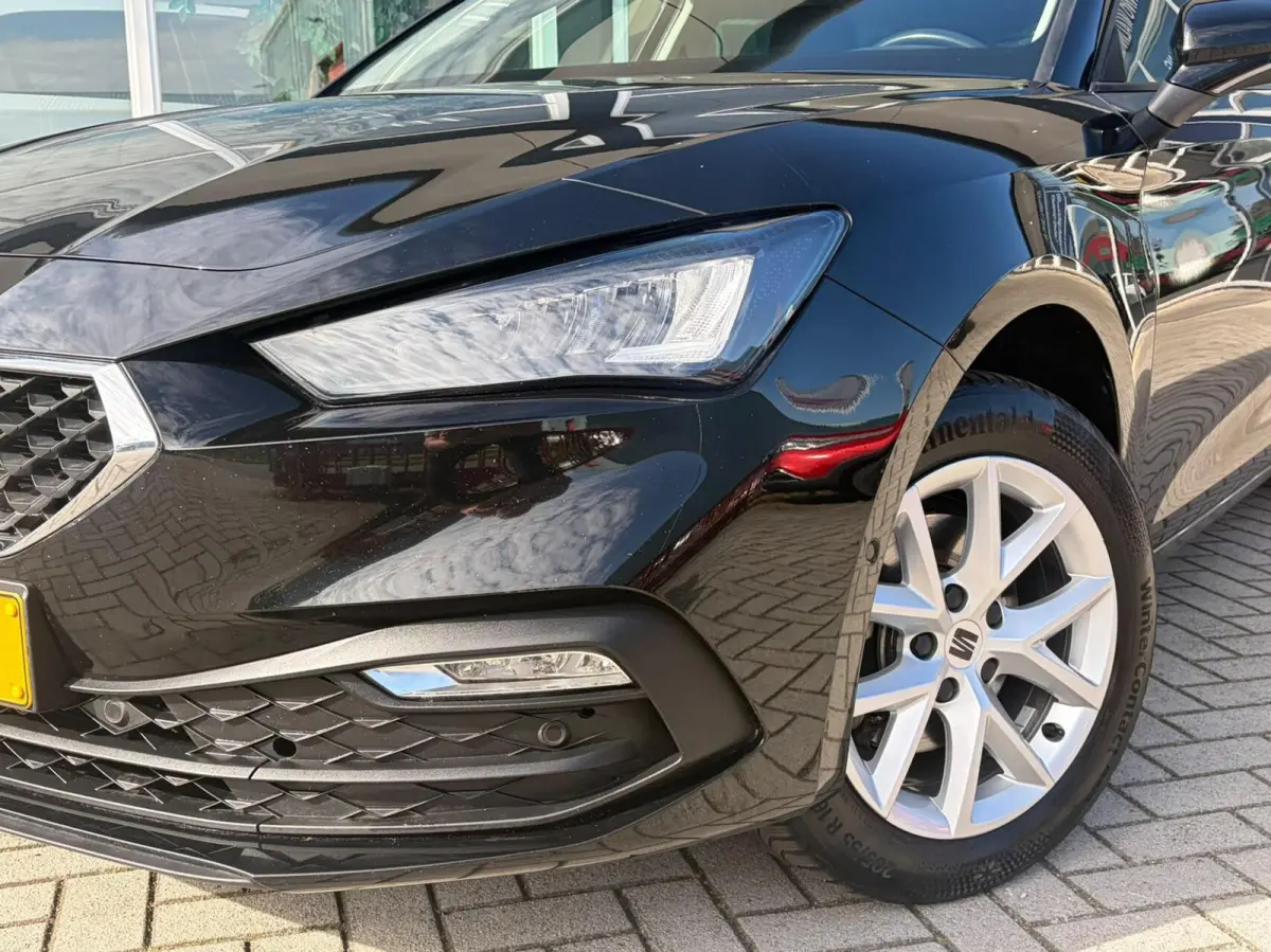 1.0 EcoTSI Style Business Intense|Automaat|Inklapbare Trekhaak|Camera|Apple Carplay+Android Auto