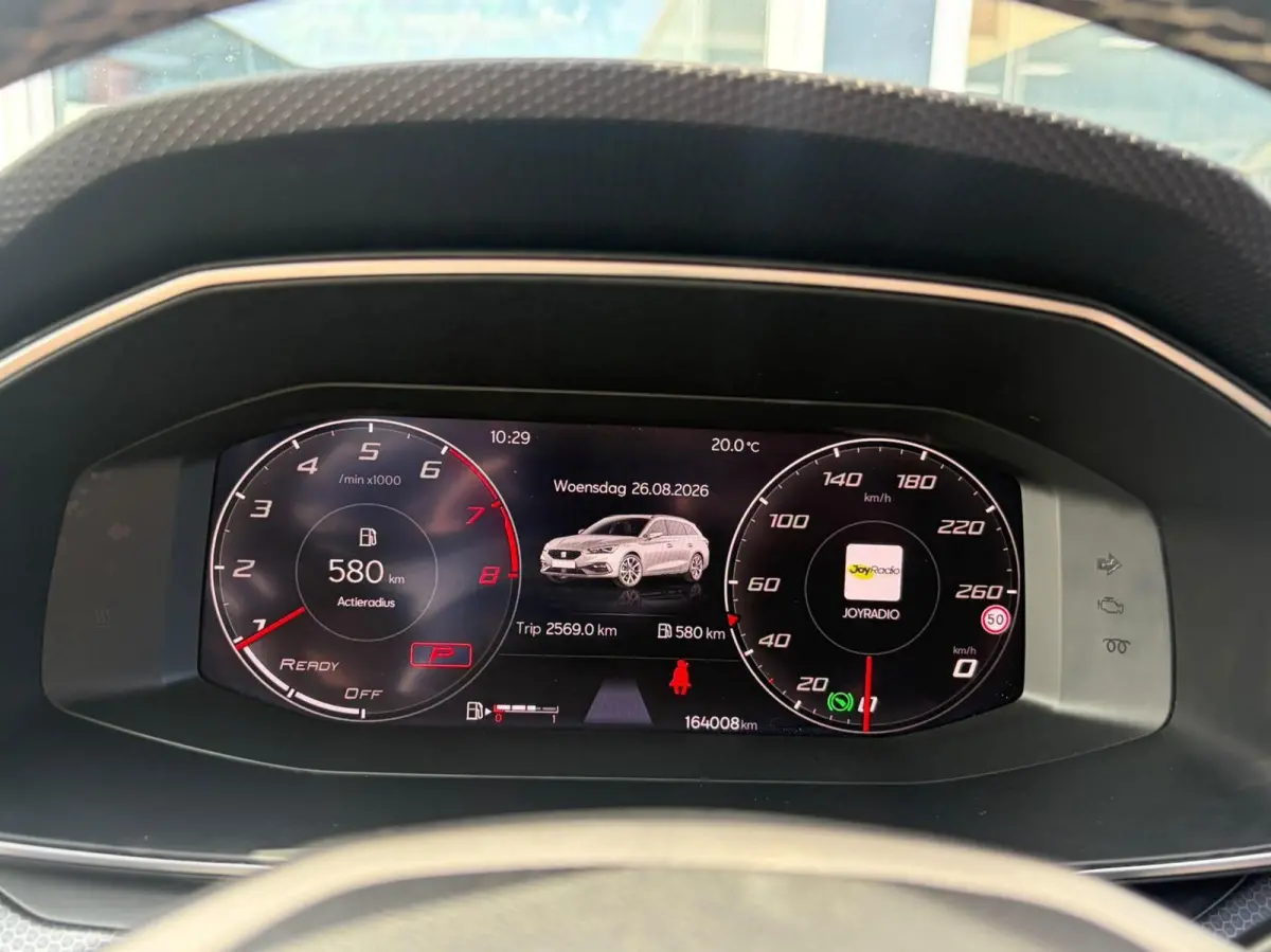 1.0 EcoTSI Style Business Intense|Automaat|Inklapbare Trekhaak|Camera|Apple Carplay+Android Auto