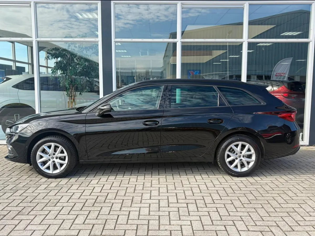 1.0 EcoTSI Style Business Intense|Automaat|Inklapbare Trekhaak|Camera|Apple Carplay+Android Auto