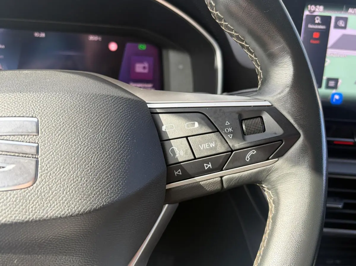 1.0 EcoTSI Style Business Intense|Automaat|Inklapbare Trekhaak|Camera|Apple Carplay+Android Auto