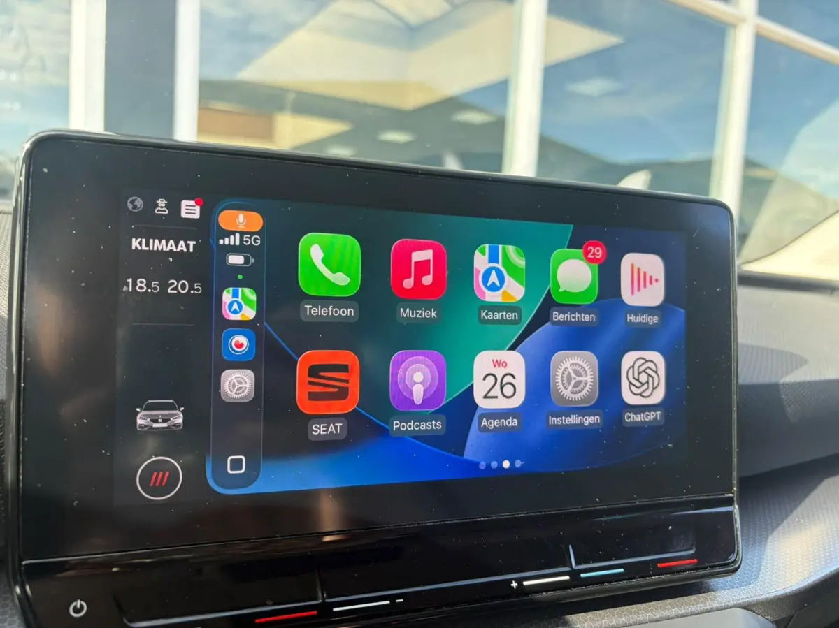 1.0 EcoTSI Style Business Intense|Automaat|Inklapbare Trekhaak|Camera|Apple Carplay+Android Auto
