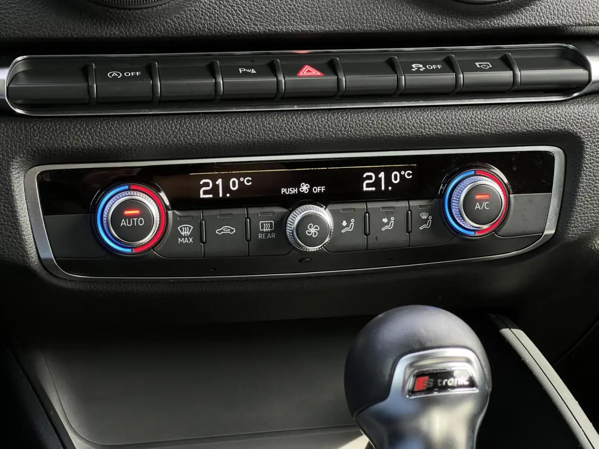 30 TDI S-TRONIC Design Pro Line Plus, FACELIFT, EURO6, NAVIGATIE, CRUISE CONTROL, CLIMATECONTROL, CAMERA, TREKHAAK, LICHTMETAAL 18"