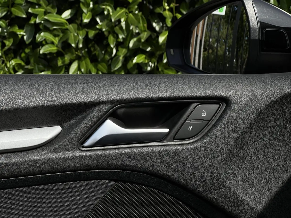30 TDI S-TRONIC Design Pro Line Plus, FACELIFT, EURO6, NAVIGATIE, CRUISE CONTROL, CLIMATECONTROL, CAMERA, TREKHAAK, LICHTMETAAL 18"