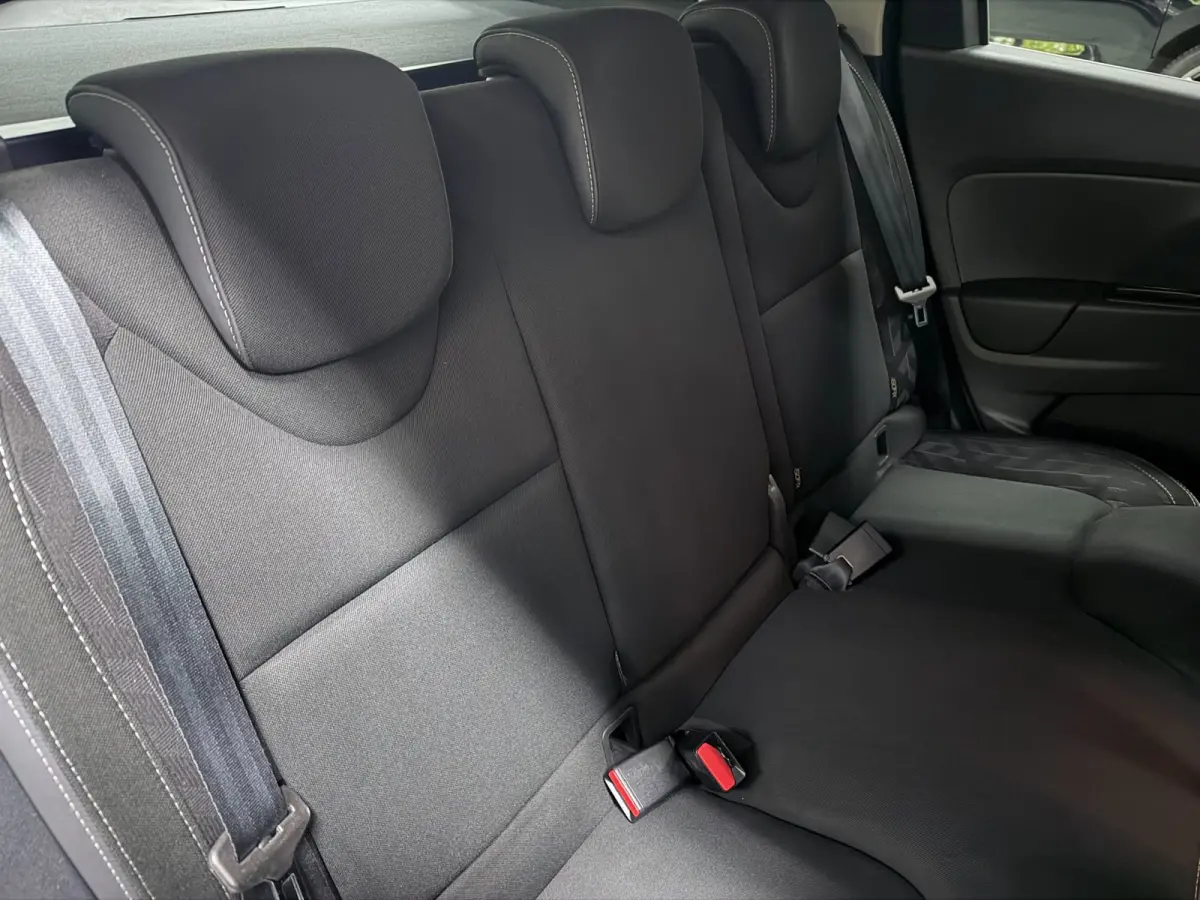 0.9 TCe Limited 68DKM/ NAVI/AIRCO/MP3/PDC/CRUISE///