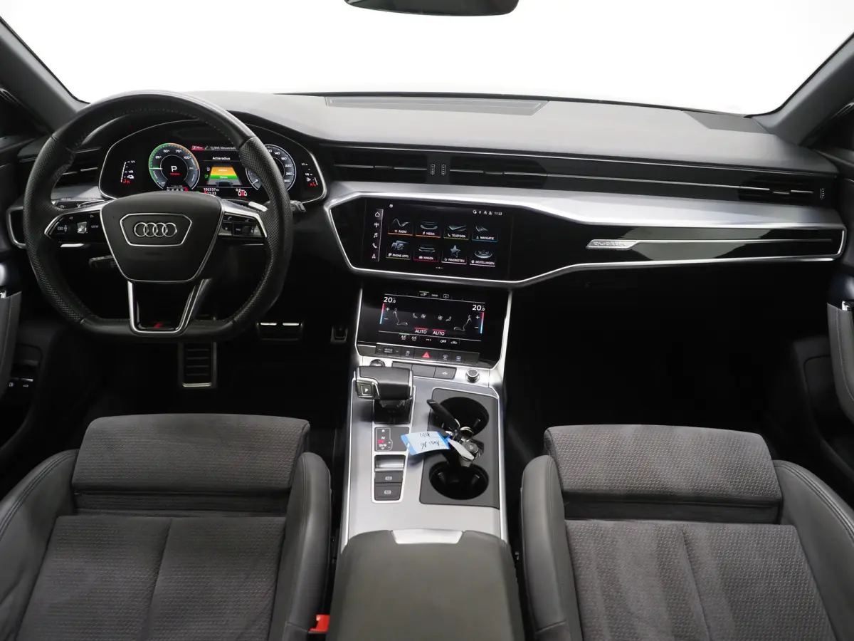 55 TFSI e quattro Competition | Leder/Alcantara | Memory | Cruise | PDC | Donkere Hemel | Sportstuur | Carplay