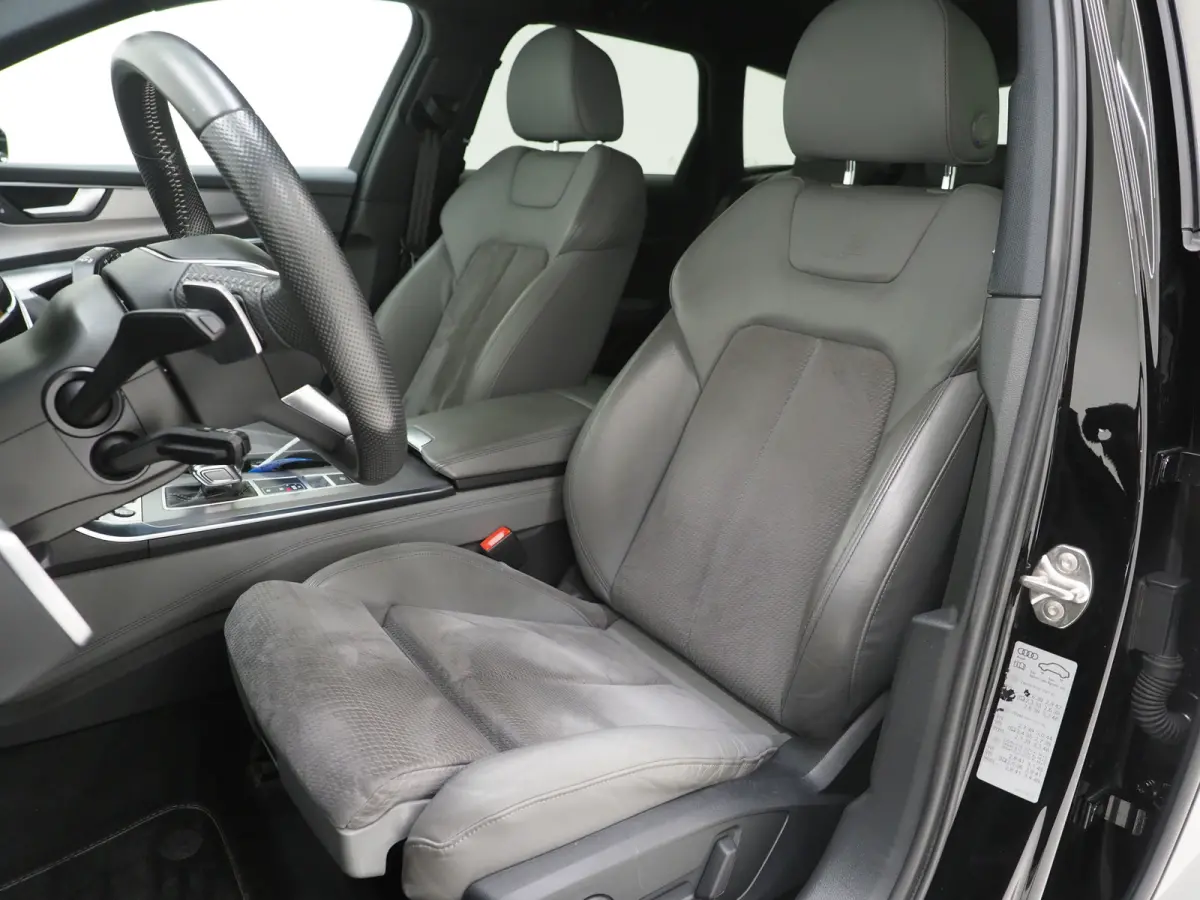 55 TFSI e quattro Competition | Leder/Alcantara | Memory | Cruise | PDC | Donkere Hemel | Sportstuur | Carplay