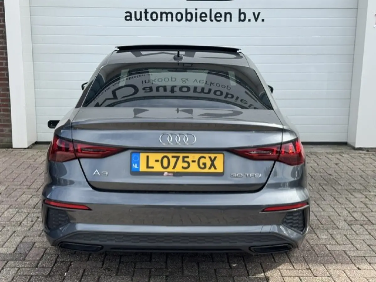 30 TFSI S edition -Panorama-Virtual-Matrix