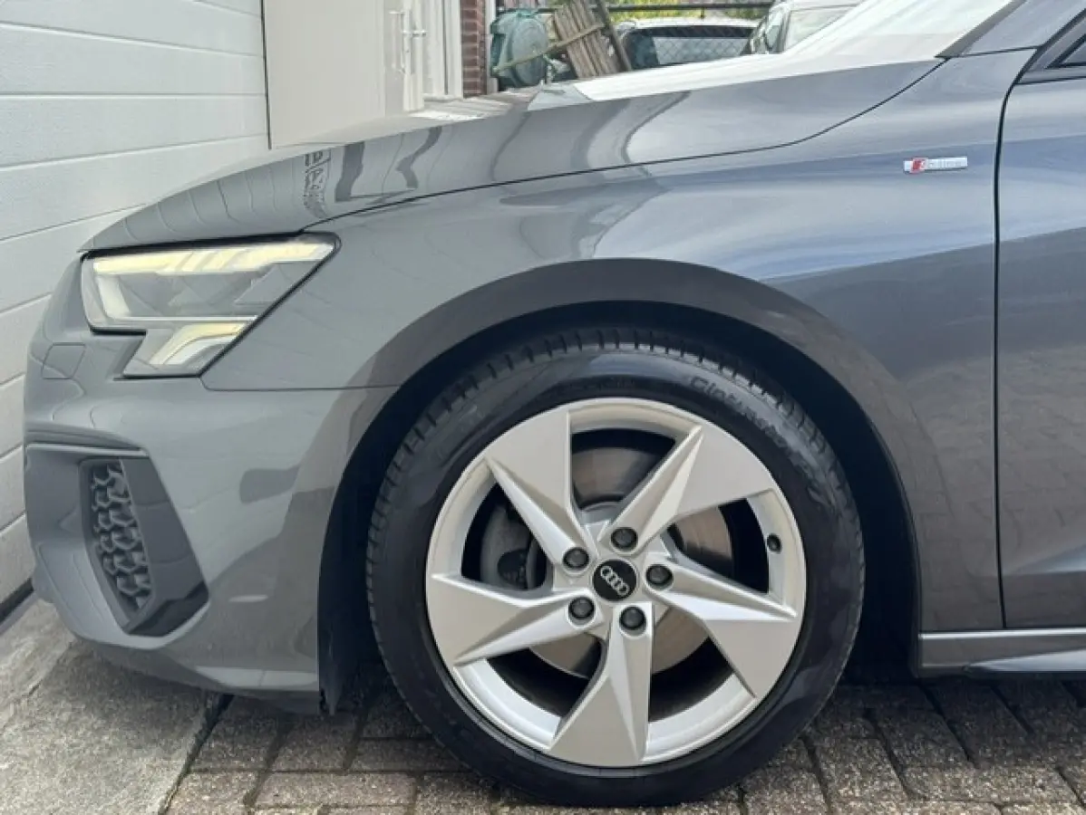 30 TFSI S edition -Panorama-Virtual-Matrix