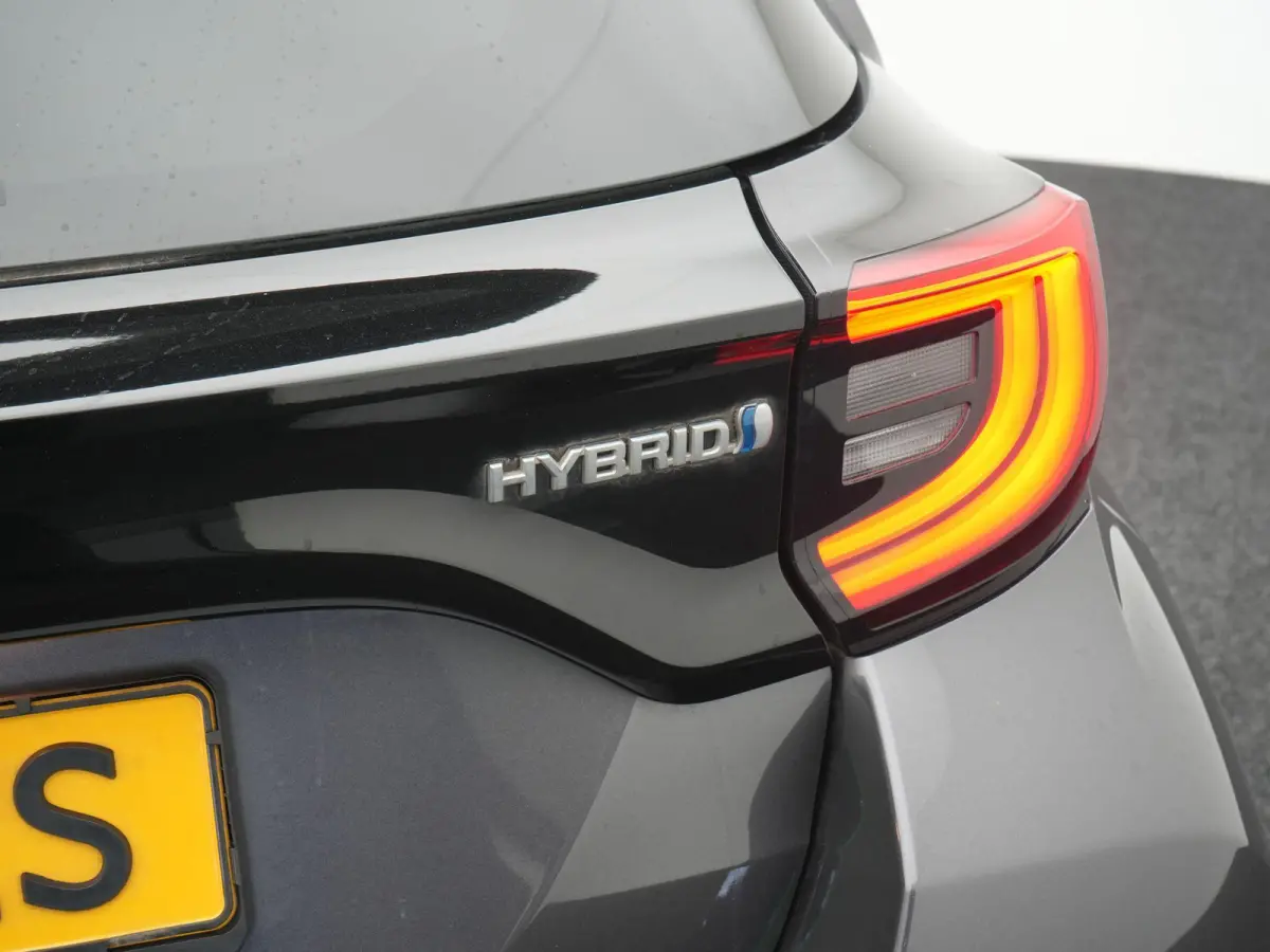 1.5 Hybrid Style | CAMERA | CRUISE CONTROL | APPLE CARPLAY& ANDROID AUTO | AUTOMAAT | LM VELGEN |