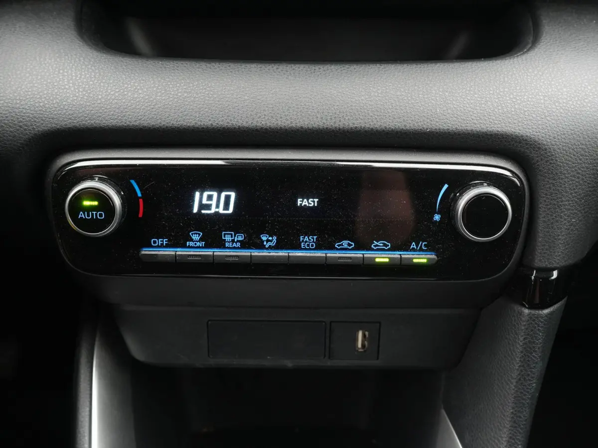 1.5 Hybrid Style | CAMERA | CRUISE CONTROL | APPLE CARPLAY& ANDROID AUTO | AUTOMAAT | LM VELGEN |