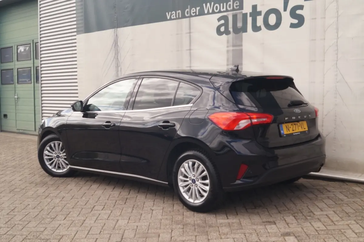1.0 EcoBoost 125pk Automaat Titanium X Business