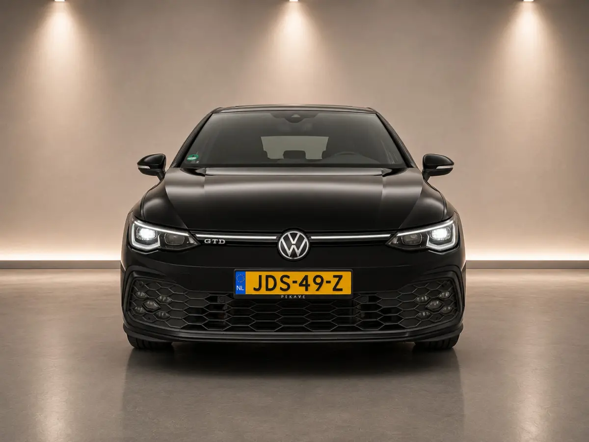 GTD 2.0 TDI 200 pk DSG | Pano | IQ.Light Matrix | H&K | DCC | 19"