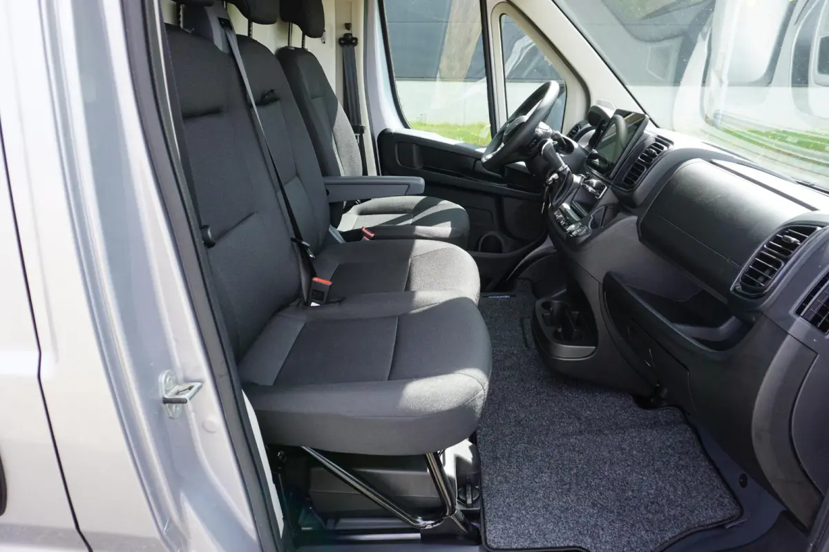 2.2 BlueHDi 180 L3H2 3.5t Nieuw en BPM vrij |180 pk automaat |2e airbag |Groot scherm |Navi |Climate control |Cruise |Metallic |Mooie camperbasis