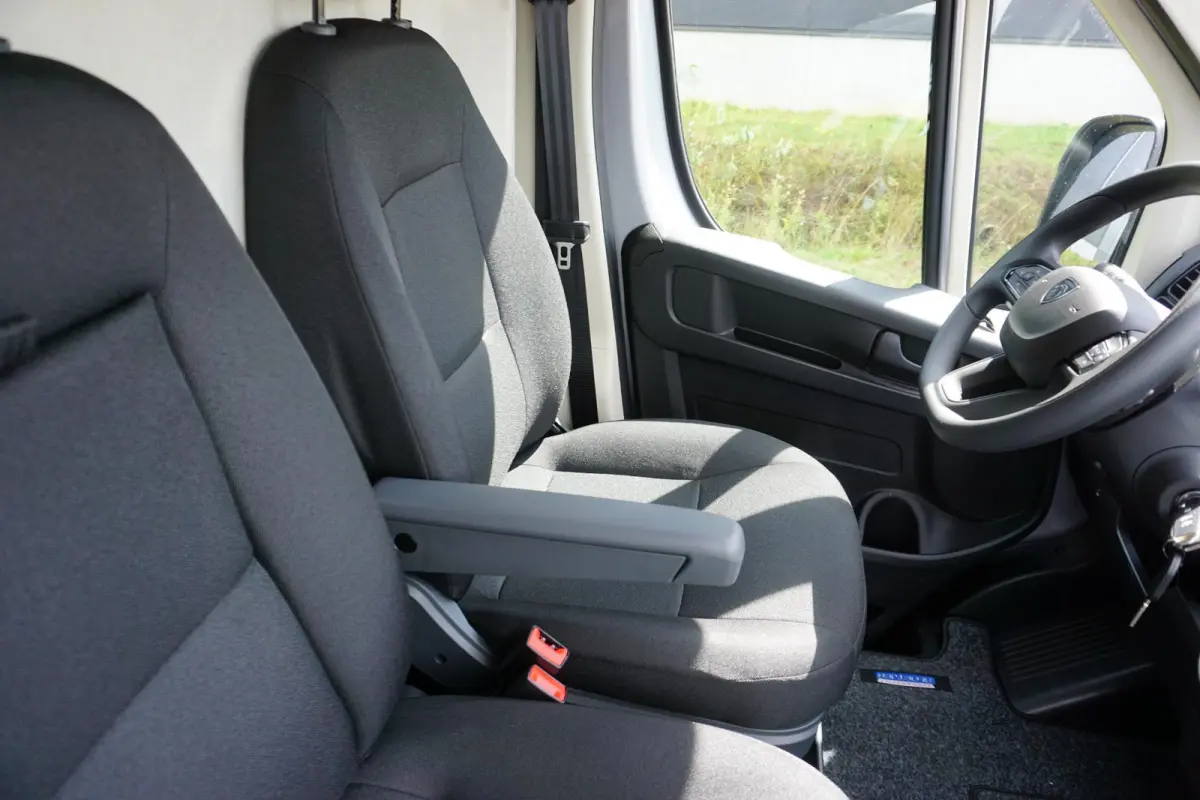 2.2 BlueHDi 180 L3H2 3.5t Nieuw en BPM vrij |180 pk automaat |2e airbag |Groot scherm |Navi |Climate control |Cruise |Metallic |Mooie camperbasis