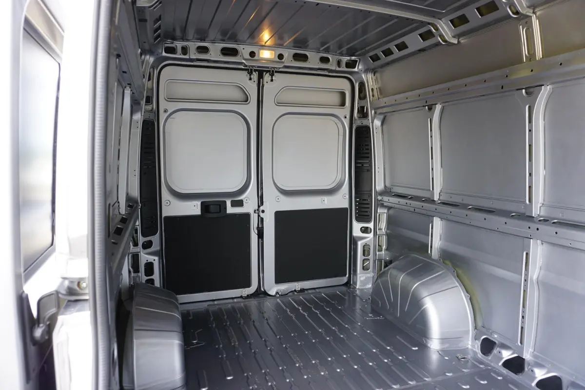 2.2 BlueHDi 180 L3H2 3.5t Nieuw en BPM vrij |180 pk automaat |2e airbag |Groot scherm |Navi |Climate control |Cruise |Metallic |Mooie camperbasis