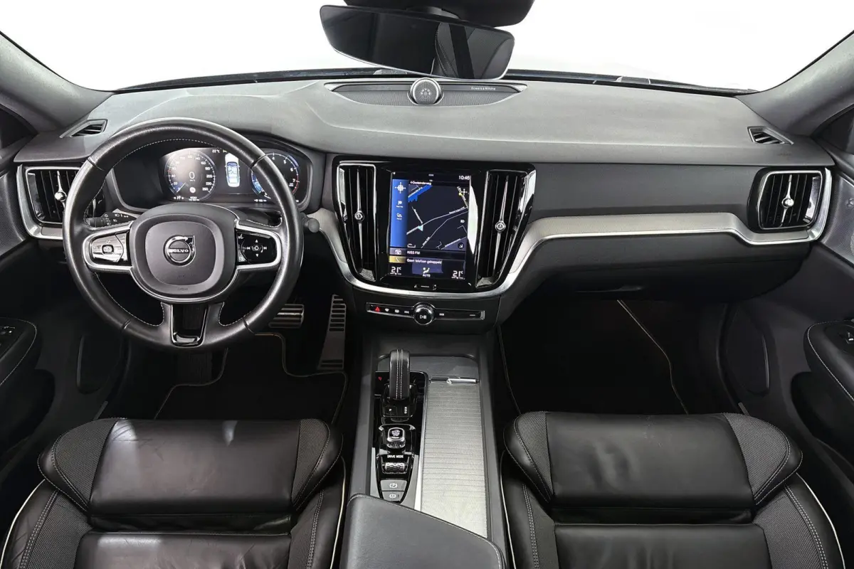 2.0 B3 R-Design Bowers&Wilkins Leder Memory Camera Carplay 19"